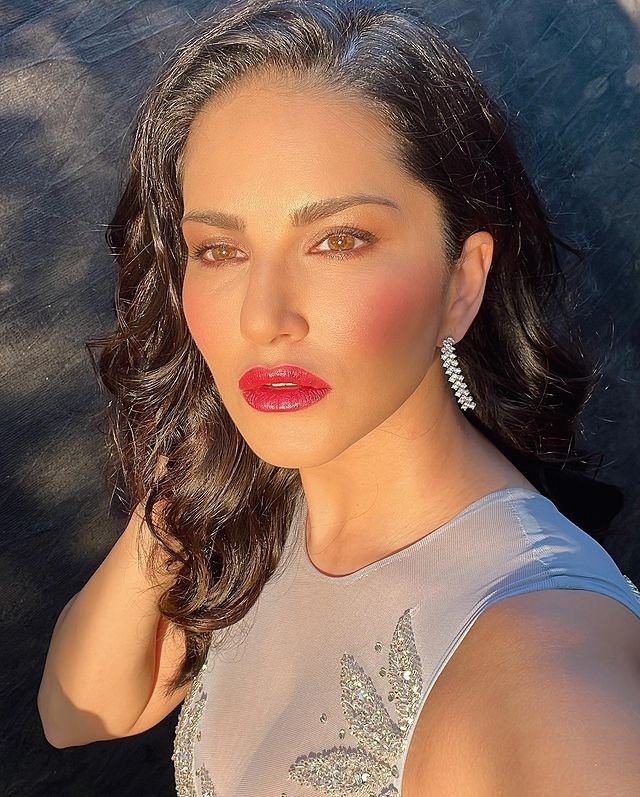Sunny Leone Instagram Photos